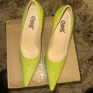 Light Green Pumps